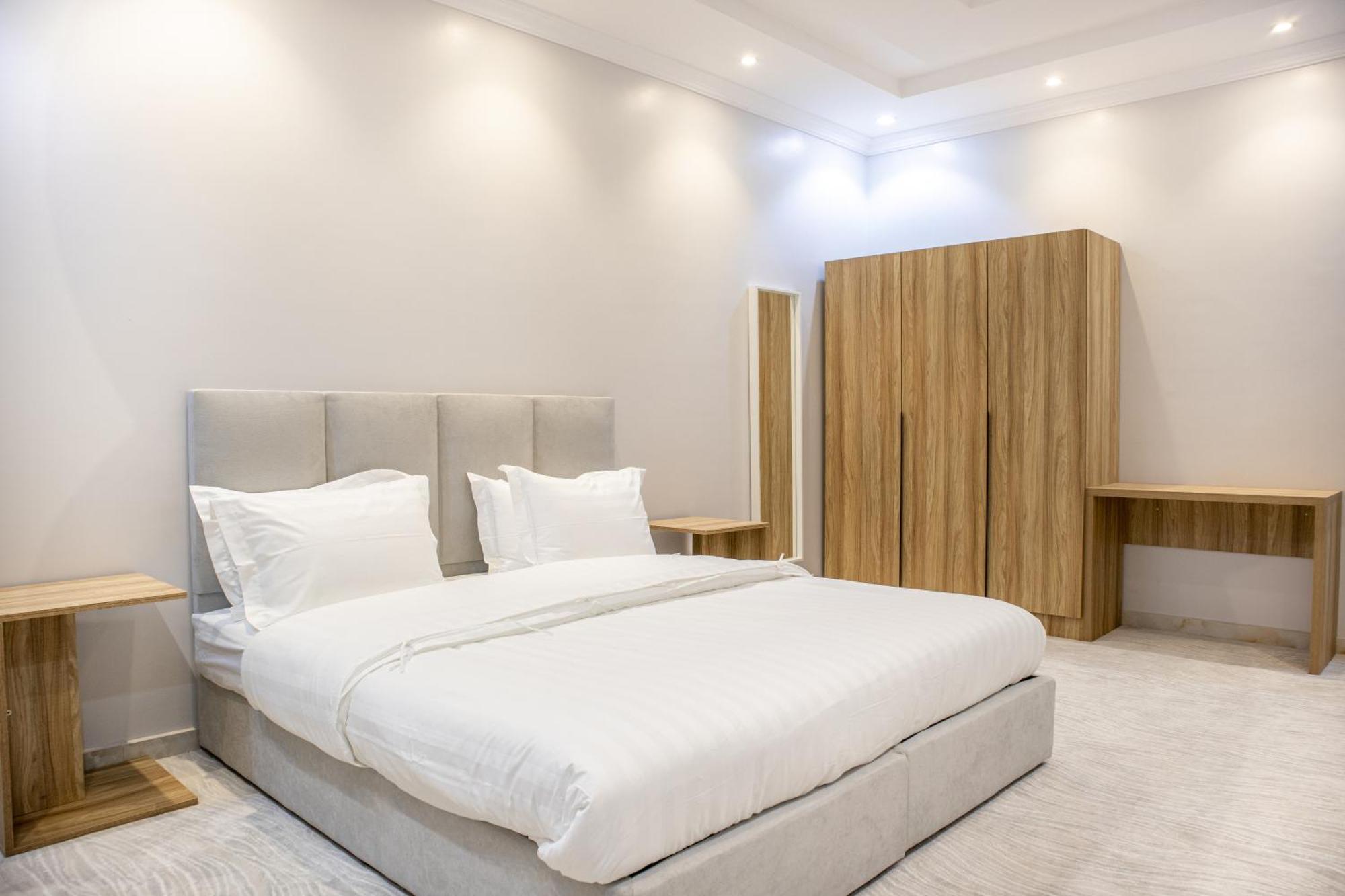 Luxurious Family Apartments 15Mins Drive To Al-Masjid Nabawi - Nozol Noor 4 Medina Exteriör bild